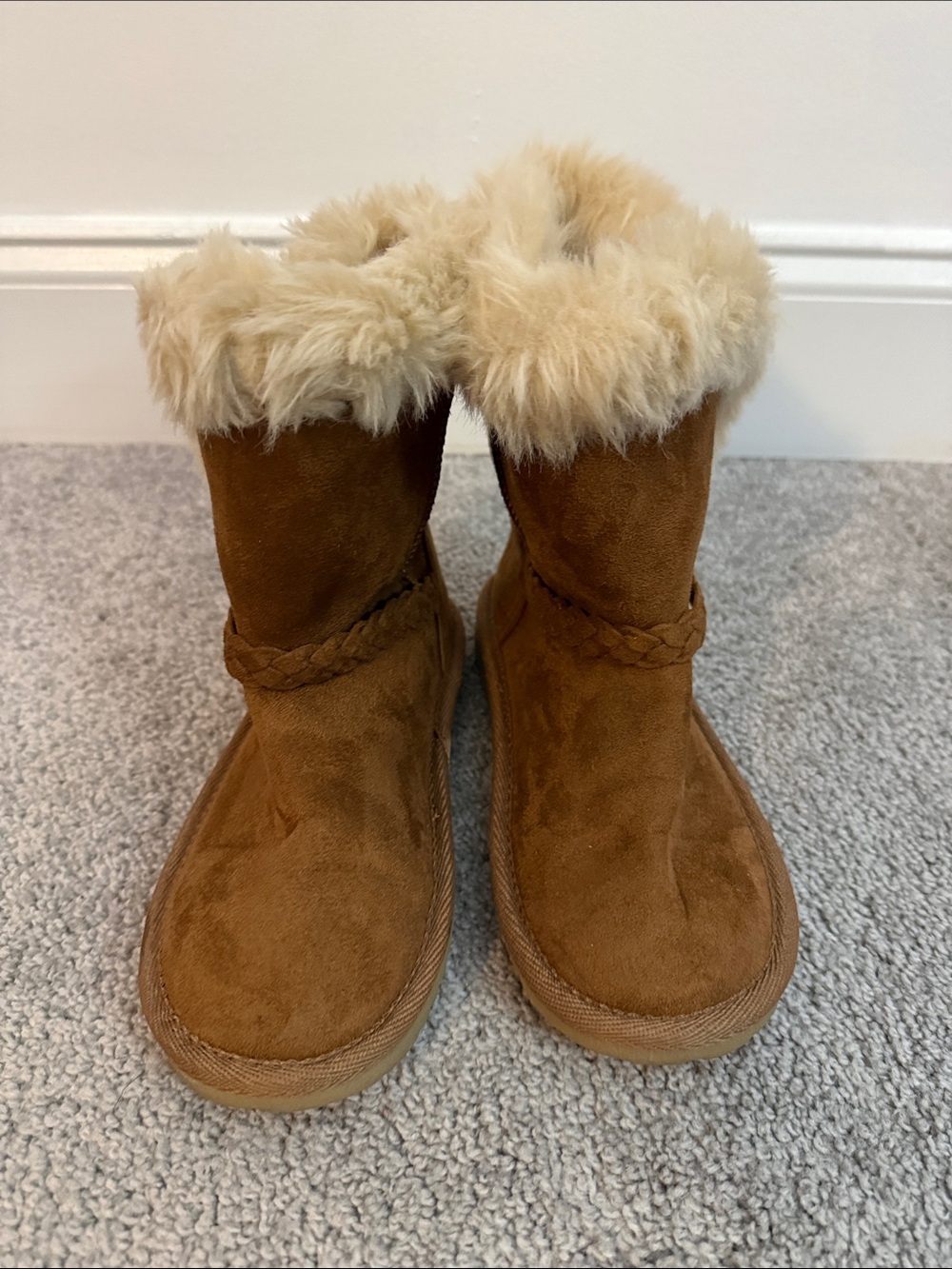 Gently worn The Children's Place Brown Faux Fur Trim Girls' Winter Boots